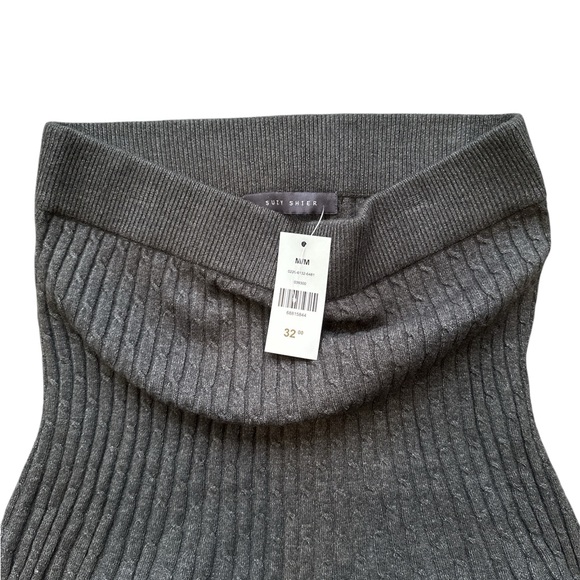 Suzy Shier Charcoal Grey Ribbed Ruffled Mini Skirt Size Medium - Picture 2 of 6